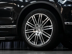 Внедорожник Volkswagen Touareg 2016 года, 3279000 рублей, Тюмень