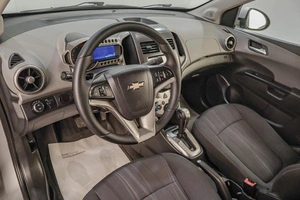 Седан Chevrolet Aveo 2014 года, 599000 рублей, Челябинск