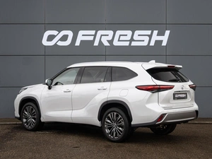 Внедорожник Toyota Highlander 2025 года, 5700000 рублей, Краснодар