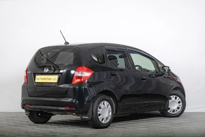 Хетчбэк Honda Fit 2012 года, 899000 рублей, Томск