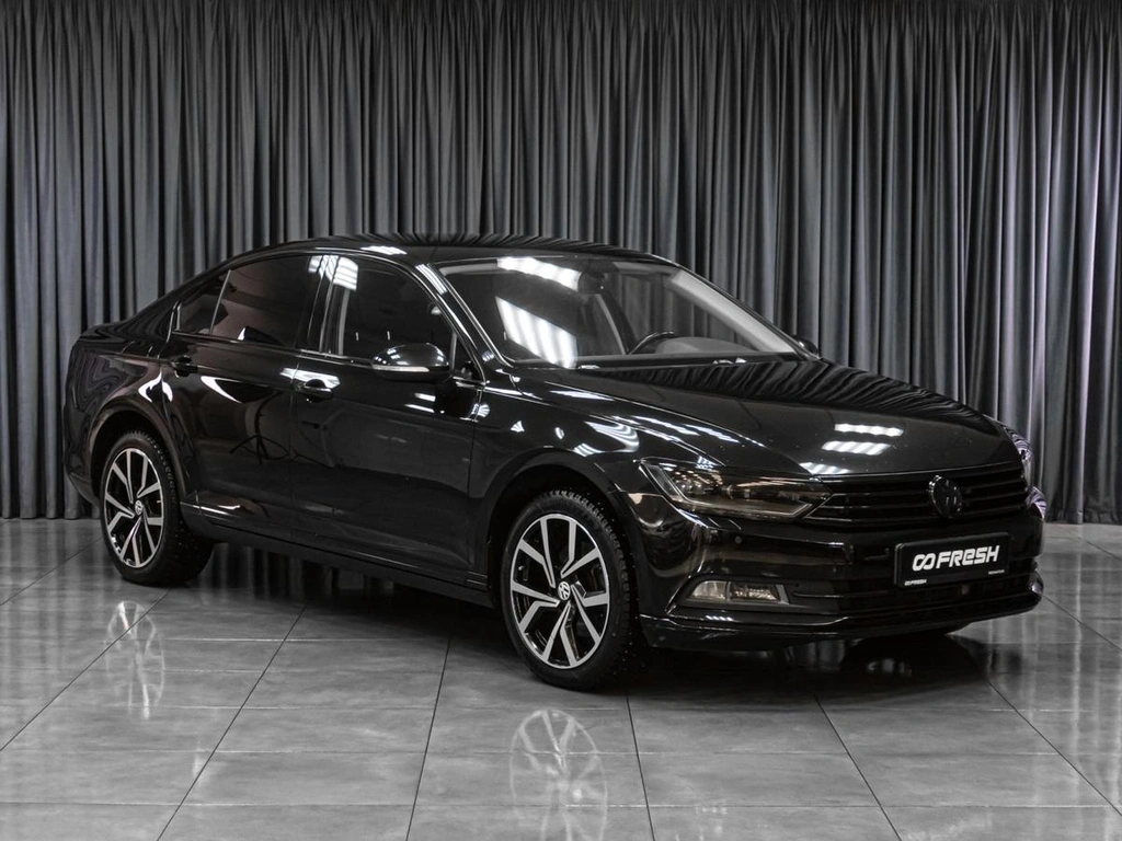 Седан Volkswagen Passat 2016 года, 1979000 рублей, Тюмень