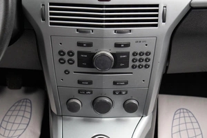 Хетчбэк Opel Astra 2010 года, 599000 рублей, Оренбург