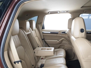 Внедорожник Porsche Cayenne S 2011 года, 2230000 рублей, Омск