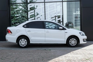 Седан Volkswagen Polo 2016 года, 799000 рублей, Ульяновск