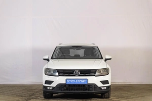 Внедорожник Volkswagen Tiguan 2017 года, 2119000 рублей, Тюмень