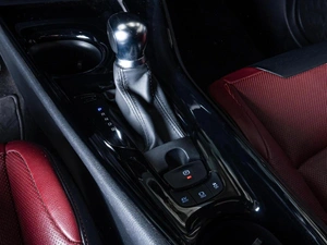 Внедорожник Toyota C-HR 2019 года, 2730000 рублей, Ставрополь