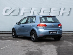 Хетчбэк Volkswagen Golf 2011 года, 729000 рублей, Волгоград