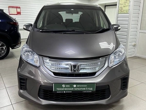 Минивэн Honda Freed 2013 года, 1050000 рублей, Ачинск