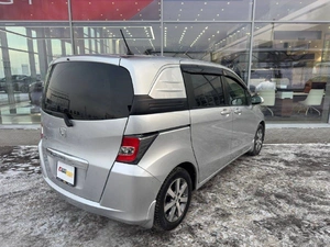Минивэн Honda Freed 2016 года, 1090000 рублей, Солонцы