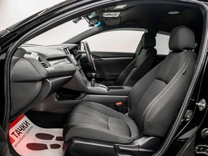 Хетчбэк Honda Civic 2018 года, 1820000 рублей, Красноярск