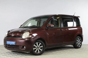 Минивэн Toyota Sienta 2014 года, 819000 рублей, Челябинск
