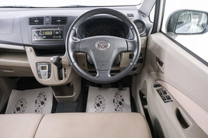Минивэн Daihatsu Move 2013 года, 639000 рублей, Красноярск