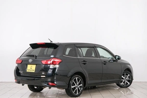 Универсал Toyota Corolla Fielder 2018 года, 1429000 рублей, Красноярск