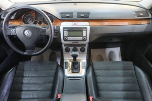 Седан Volkswagen Passat 2008 года, 779000 рублей, Омск