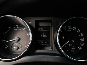 Внедорожник Skoda Yeti 2015 года, 949000 рублей, Волгоград
