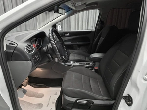 Седан Ford Focus 2011 года, 600000 рублей, Красноярск