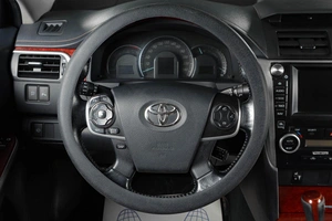 Седан Toyota Camry 2012 года, 1499000 рублей, Тюмень