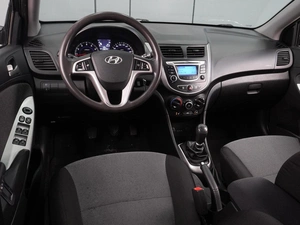 Седан Hyundai Solaris 2014 года, 899000 рублей, Воронеж