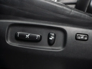 Внедорожник Toyota Land Cruiser 2011 года, 3519000 рублей, Тюмень