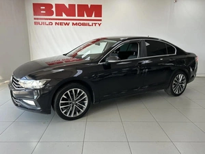 Седан Volkswagen Passat 2020 года, 1986000 рублей, Смоленск