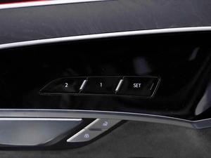Седан Audi A8 2018 года, 4399547 рублей, Москва