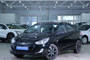 Седан Hyundai Solaris 2013 года, 839000 рублей, Омск