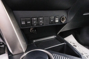Внедорожник Toyota RAV4 2014 года, 2299000 рублей, Красноярск