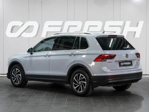 Внедорожник Volkswagen Tiguan 2018 года, 2799000 рублей, Сургут
