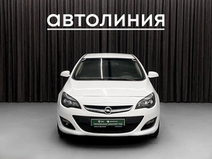 Хетчбэк Opel Astra 2014 года, 700000 рублей, Красноярск
