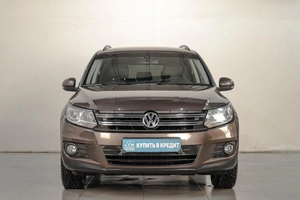 Внедорожник Volkswagen Tiguan 2014 года, 1799000 рублей, Челябинск