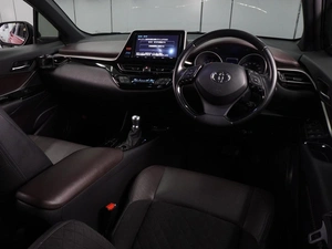Внедорожник Toyota C-HR 2017 года, 1754000 рублей, Воронеж