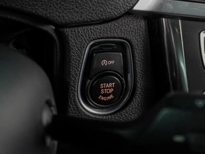 Седан BMW 3 серия 2012 года, 1749000 рублей, Воронеж