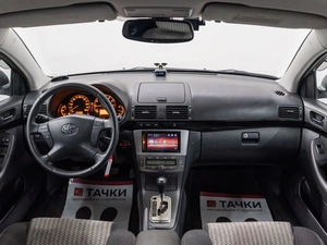 Седан Toyota Avensis 2008 года, 1325000 рублей, Красноярск