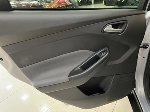 Универсал Ford Focus 2012 года, 797000 рублей, Солонцы