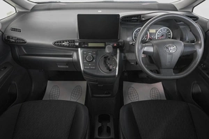 Минивэн Toyota Wish 2009 года, 1349000 рублей, Кемерово