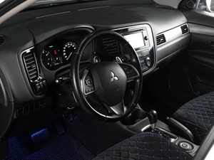 Внедорожник Mitsubishi Outlander 2014 года, 1499000 рублей, Тюмень