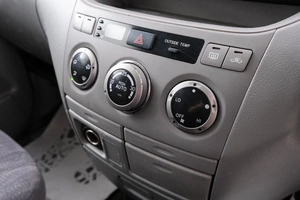 Минивэн Toyota Noah 2003 года, 799000 рублей, Красноярск