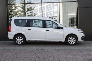 Универсал ВАЗ (LADA) Largus 2024 года, 1399000 рублей, Ульяновск