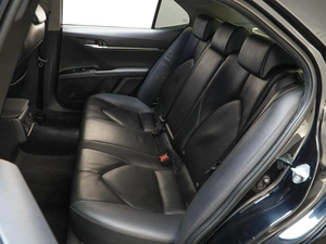 Седан Toyota Camry 2019 года, 2646434 рублей, Москва