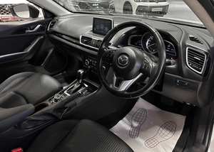 Хетчбэк Mazda Axela 2015 года, 1297000 рублей, Красноярск