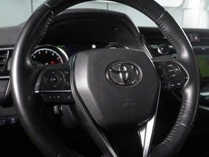 Седан Toyota Camry 2019 года, 3150000 рублей, Минеральные Воды