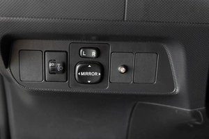 Хетчбэк Toyota Auris 2007 года, 799000 рублей, Красноярск