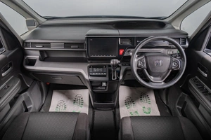 Минивэн Honda Stepwgn Spada 2019 года, 2599000 рублей, Томск