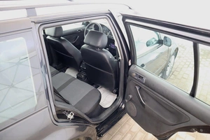 Хэтчбек Volkswagen Golf 2000 года, 349000 рублей, Обнинск