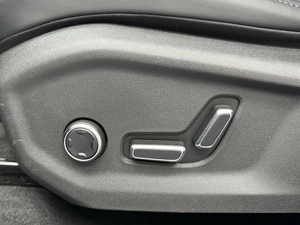 Внедорожник Geely Monjaro 2023 года, 3185000 рублей, Красноярск