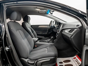Седан Hyundai Sonata 2017 года, 1700000 рублей, Красноярск