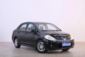 Седан Nissan Tiida 2010 года, 799000 рублей, Омск