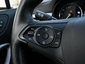 Хетчбэк Opel Astra 2019 года, 1450000 рублей, Волгоград