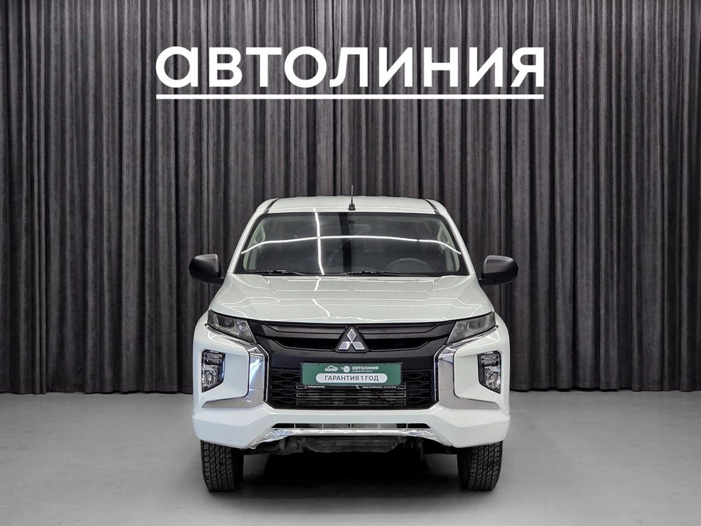 Пикап Mitsubishi L200 2019 года, 2050000 рублей, Красноярск