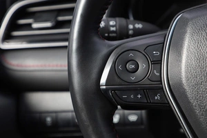 Седан Toyota Camry 2021 года, 4149000 рублей, Новосибирск